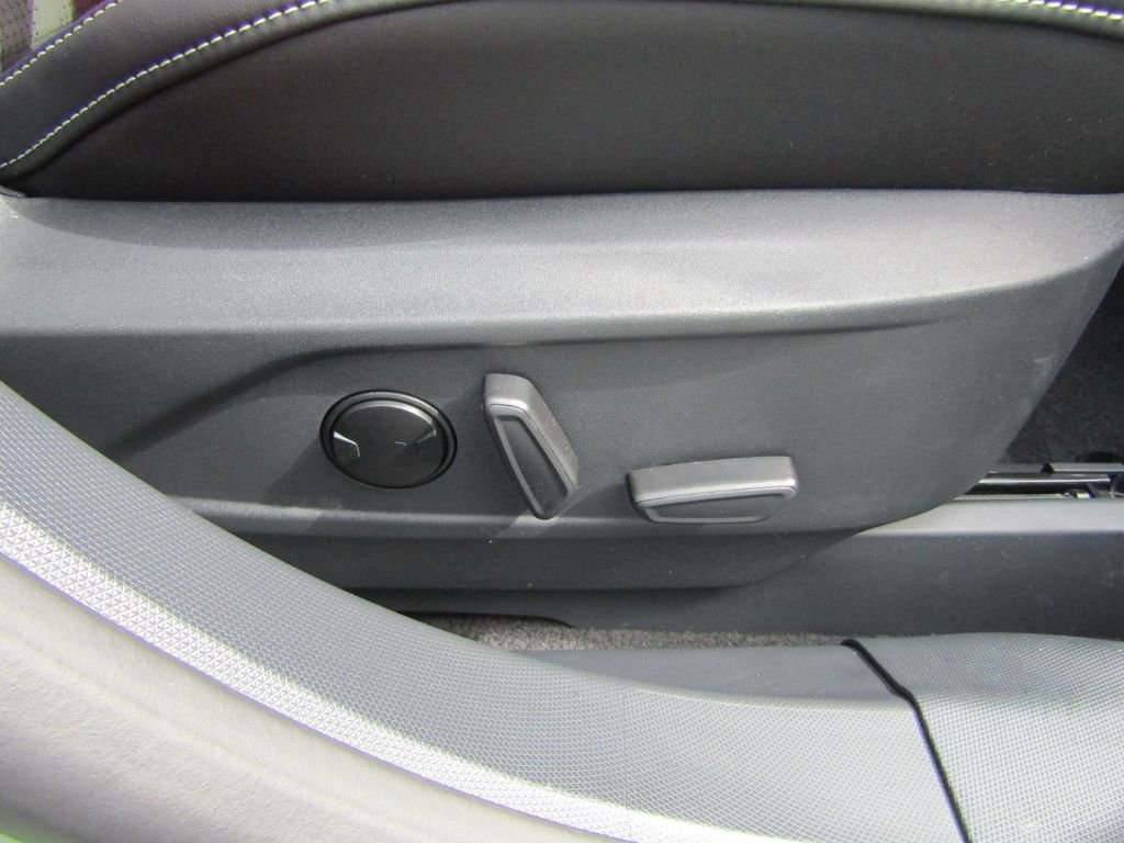 Used 2025 Ford Mustang Mach-E GT AWD/4WD image 40