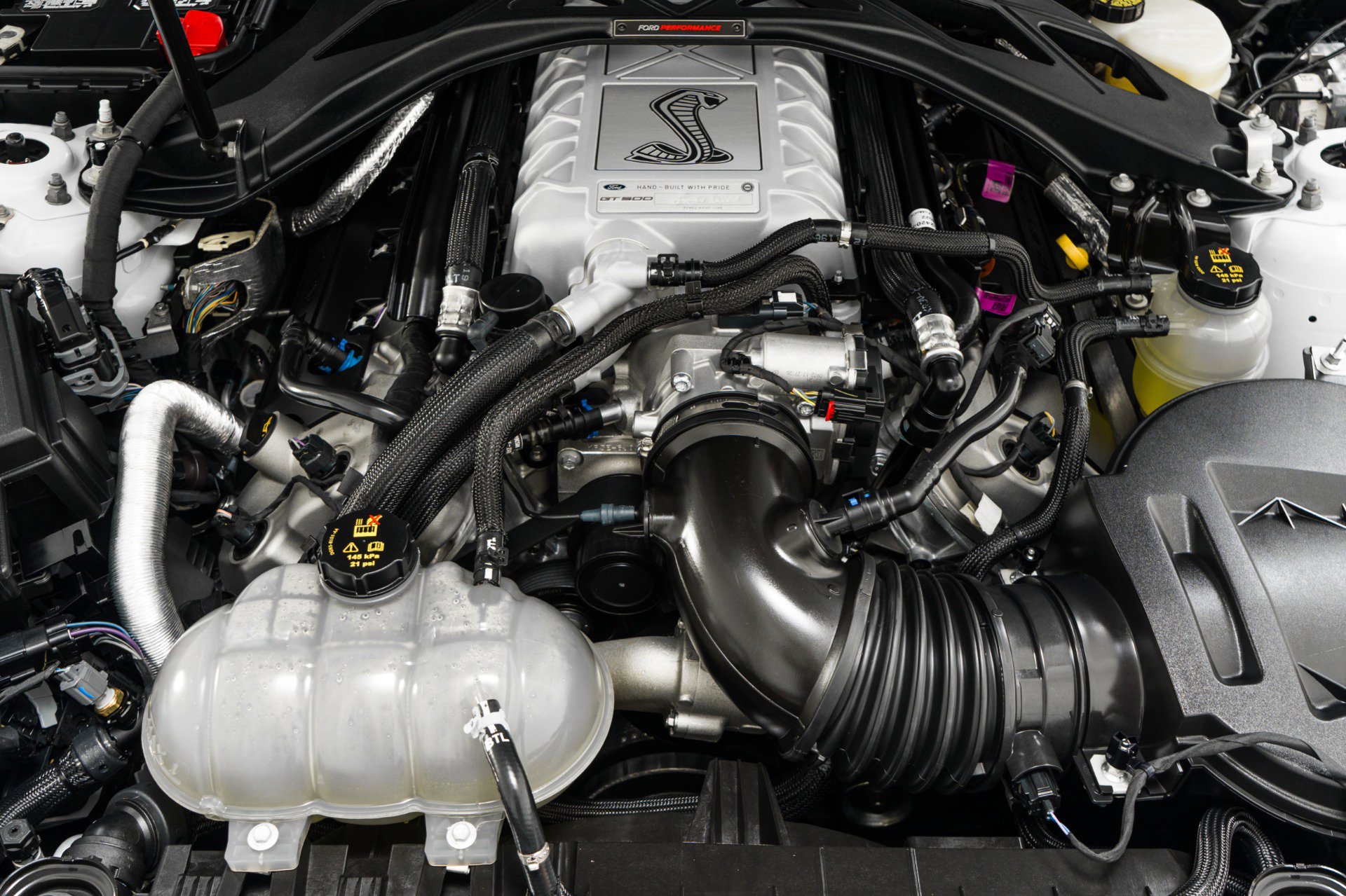 Used 2022 Ford Mustang Shelby GT500 w/ Technology Package RWD image 10
