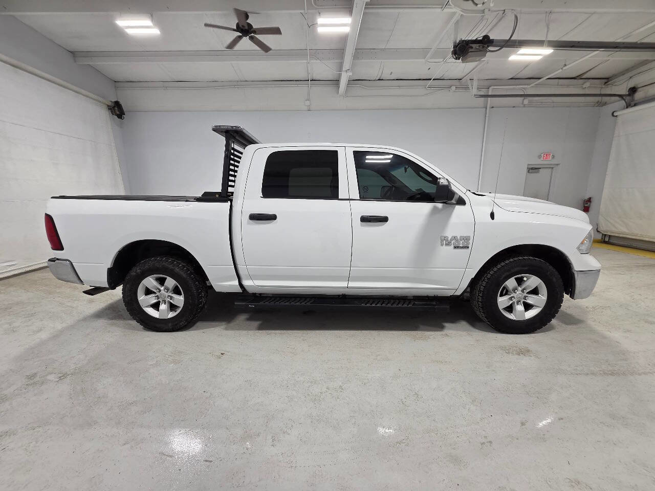 Used 2022 RAM 1500 Tradesman w/ Chrome Appearance Group image 4
