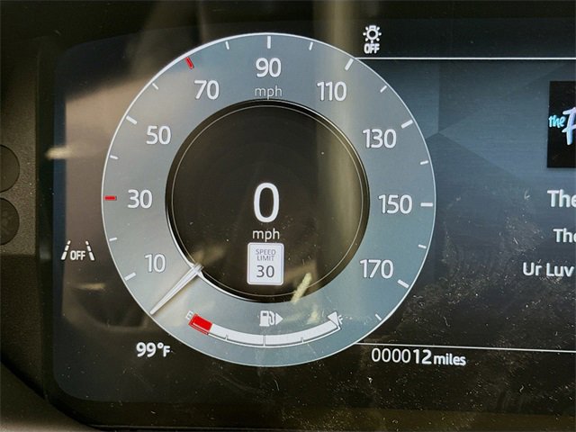 New 2026 Land Rover Range Rover Velar Dynamic SE image 13