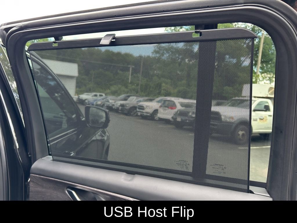 Certified 2022 Jeep Grand Cherokee Overland w/ Luxury Tech Group IV image 44