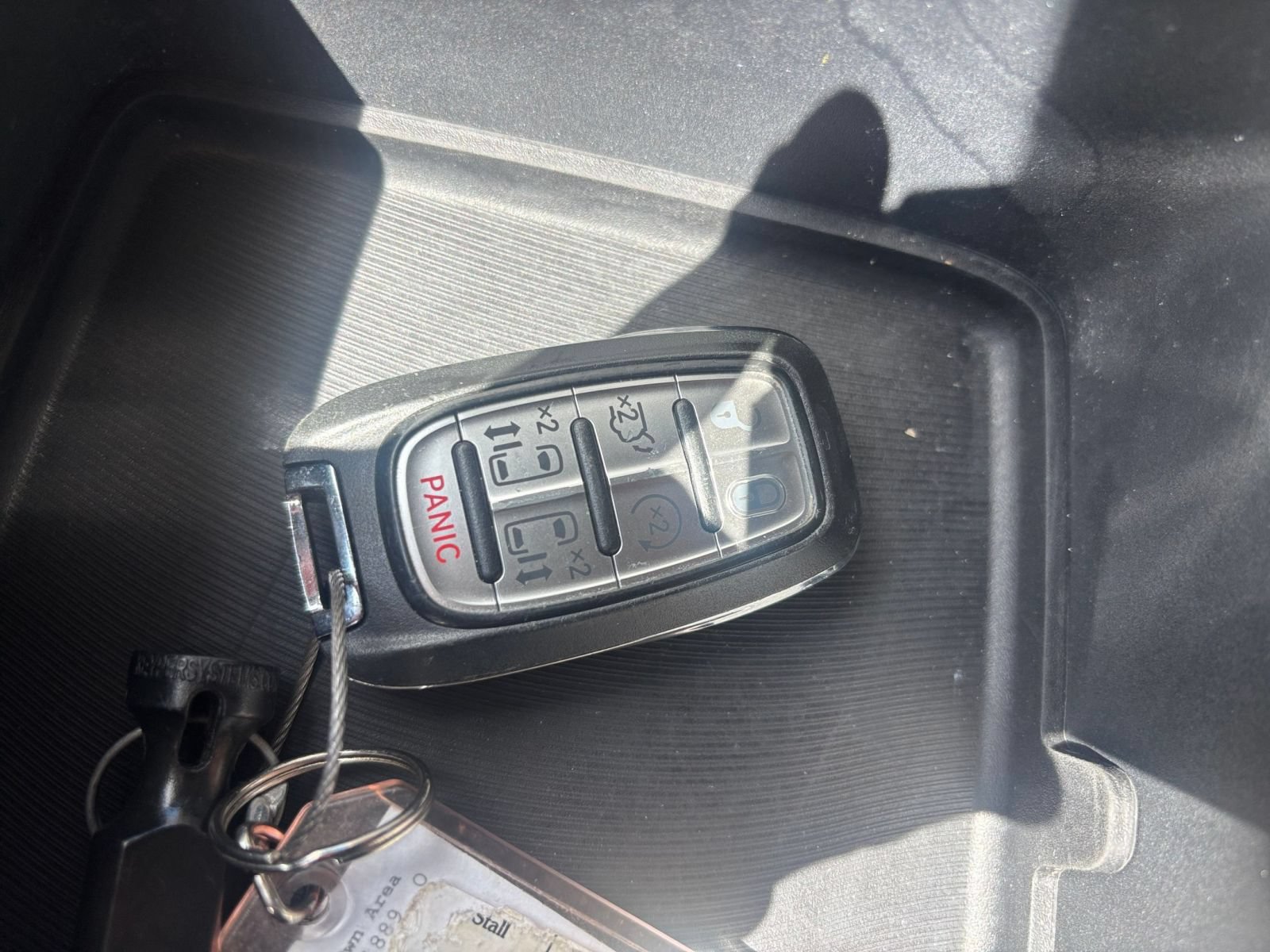 Used 2025 Chrysler Pacifica Select FWD image 20