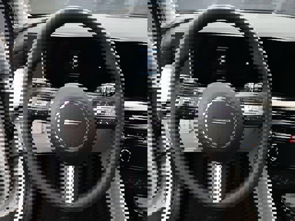 New 2025 Hyundai Tucson SEL image 10