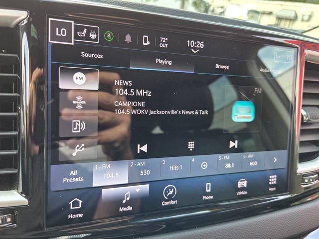 Used 2022 Chrysler Pacifica Touring-L FWD image 22