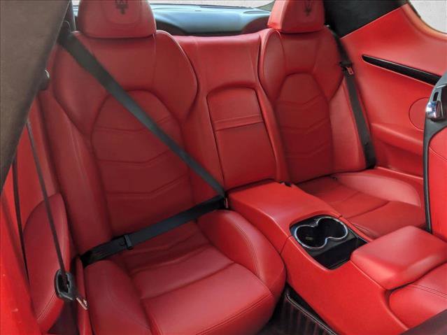 Used 2015 Maserati GranTurismo Sport image 19