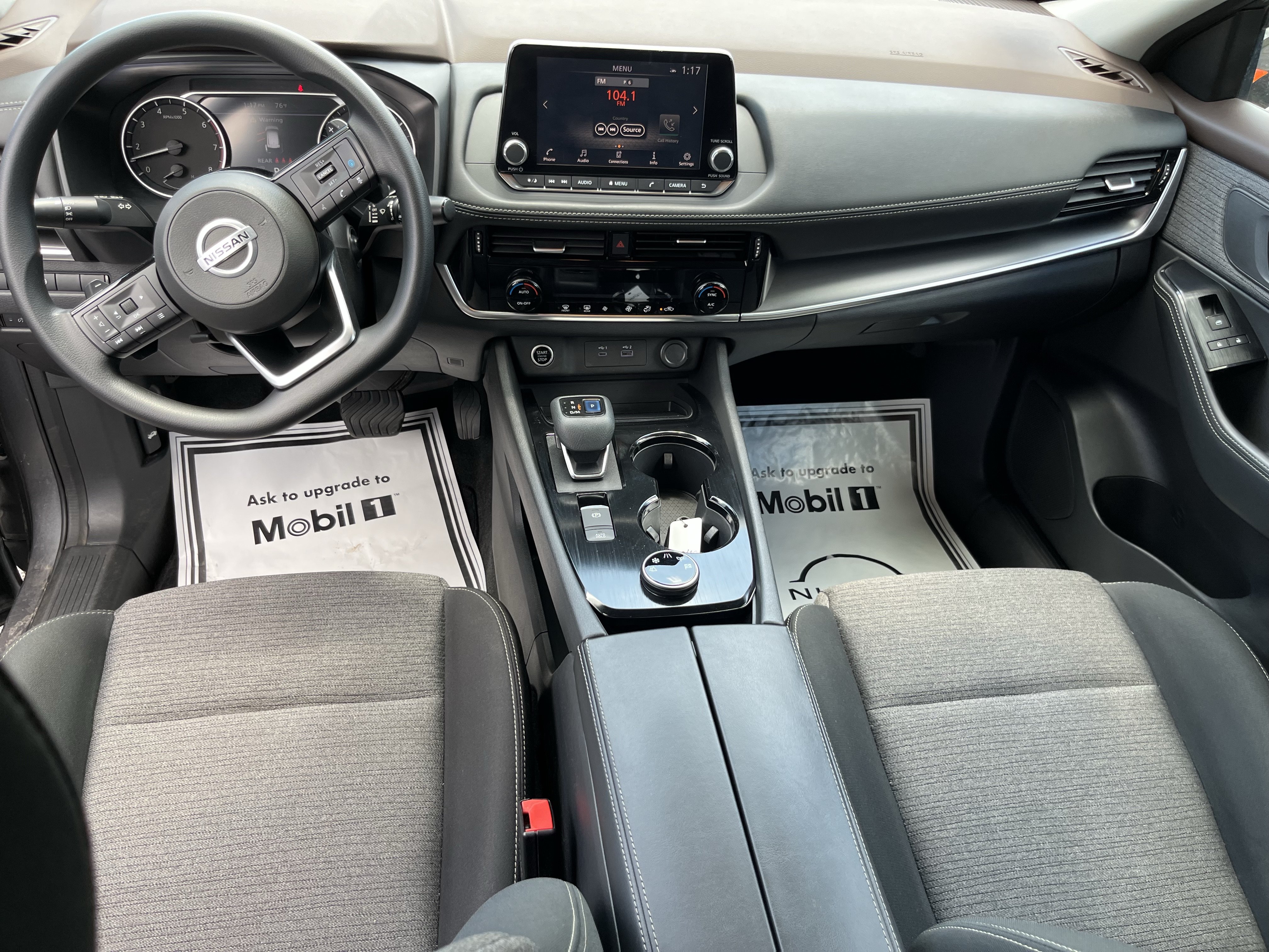 Used 2021 Nissan Rogue SV AWD/4WD image 19