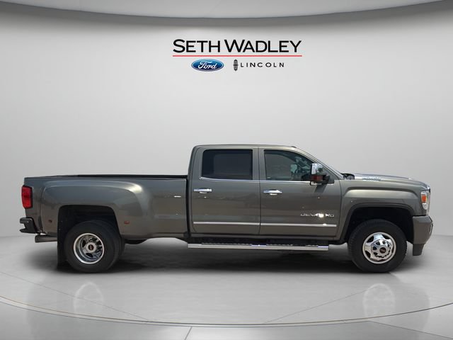 Used 2018 GMC Sierra 3500 Denali w/ Duramax Plus Package AWD/4WD image 8