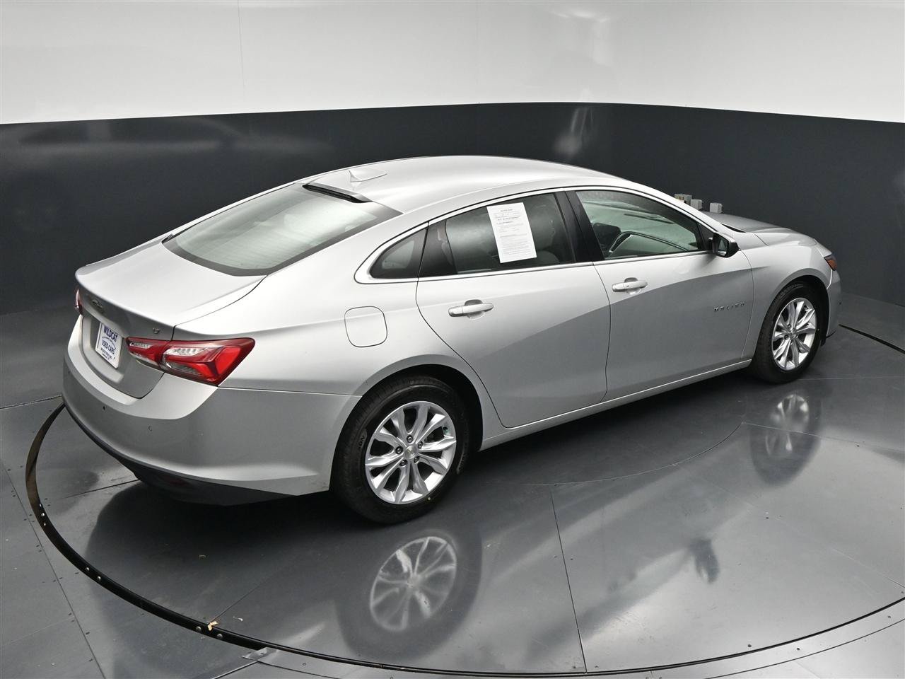 Used 2020 Chevrolet Malibu LT FWD image 23