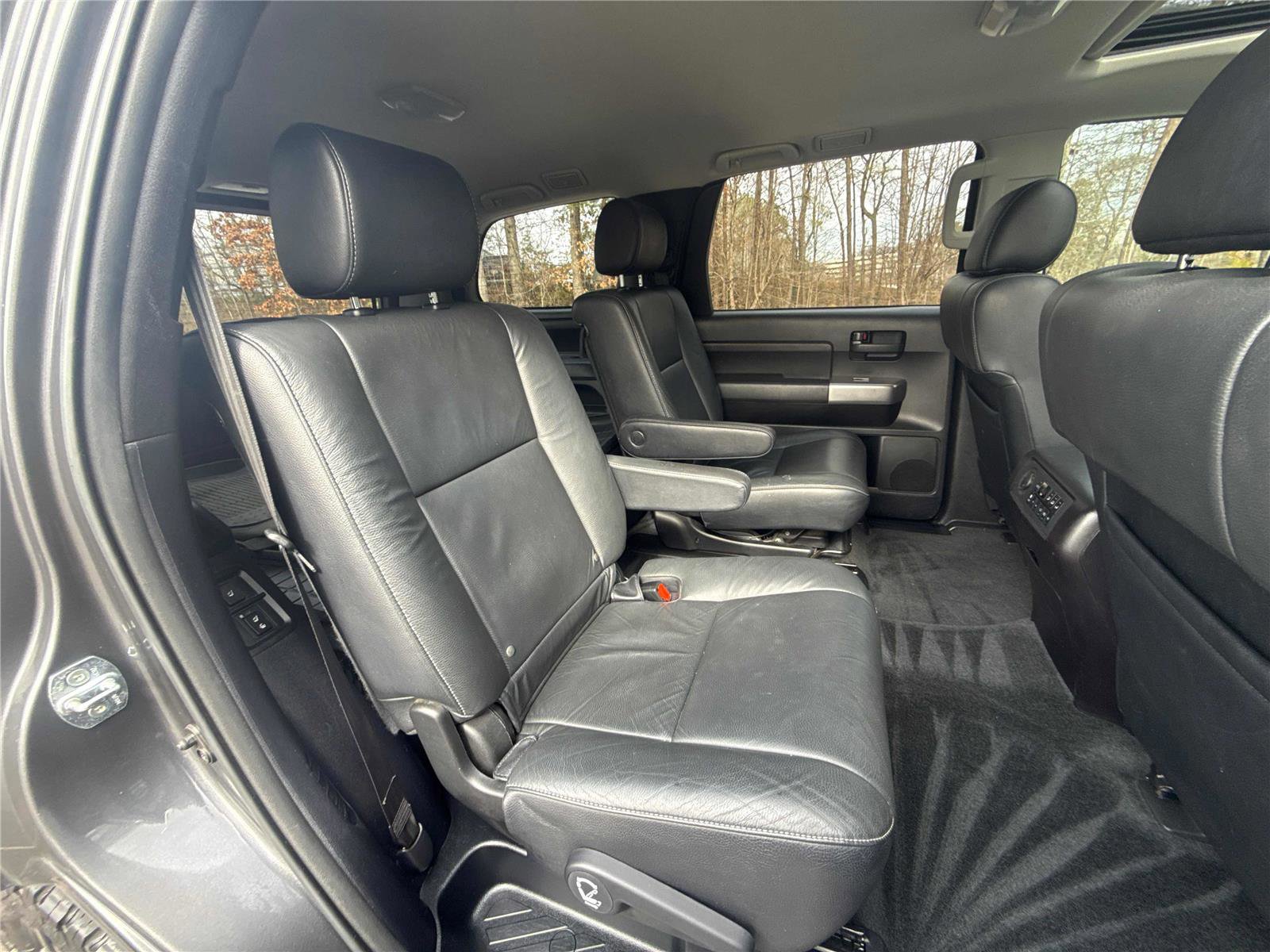 Used 2018 Toyota Sequoia TRD Sport image 28