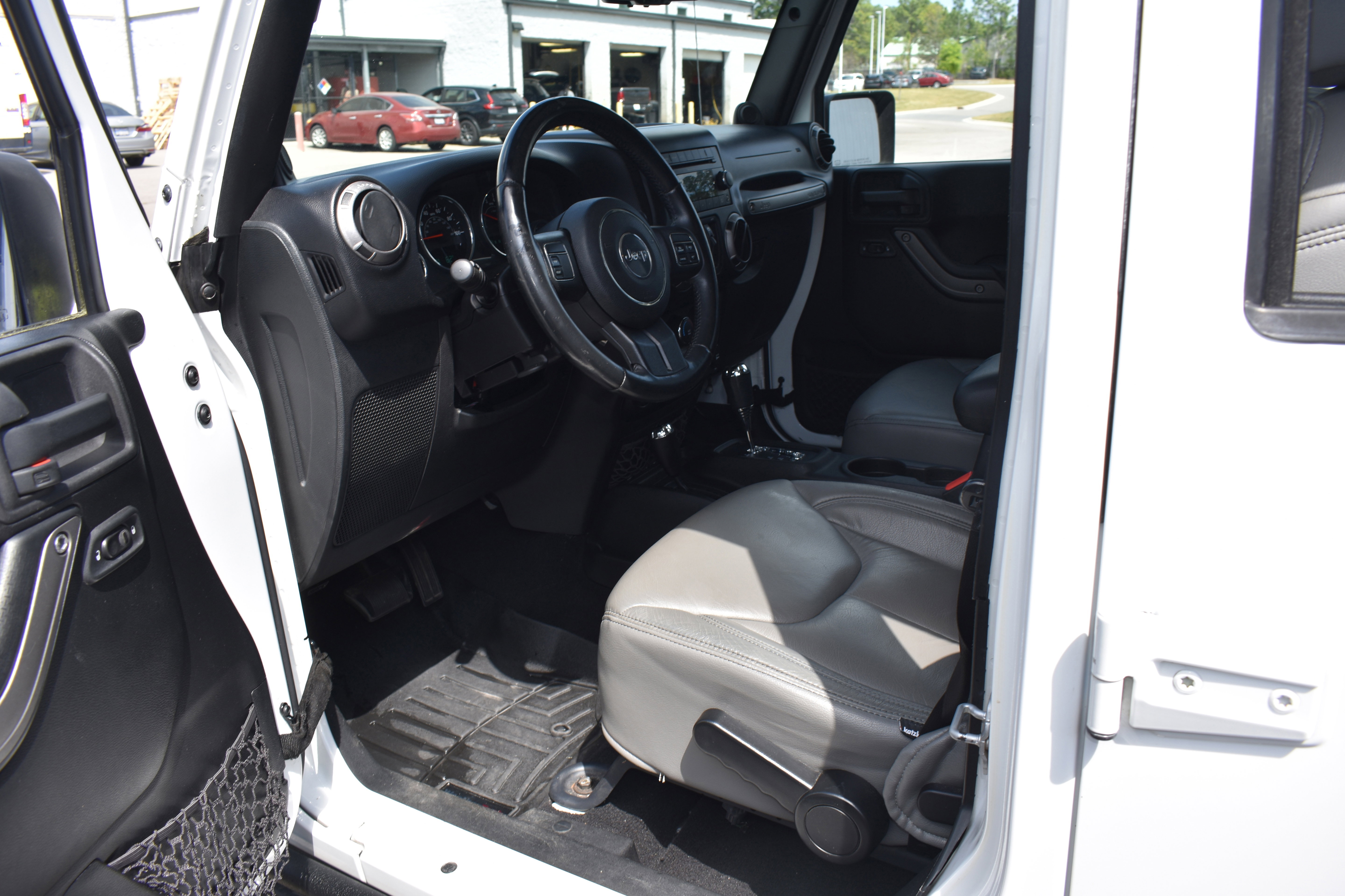 Used 2013 Jeep Wrangler Unlimited Sport image 21