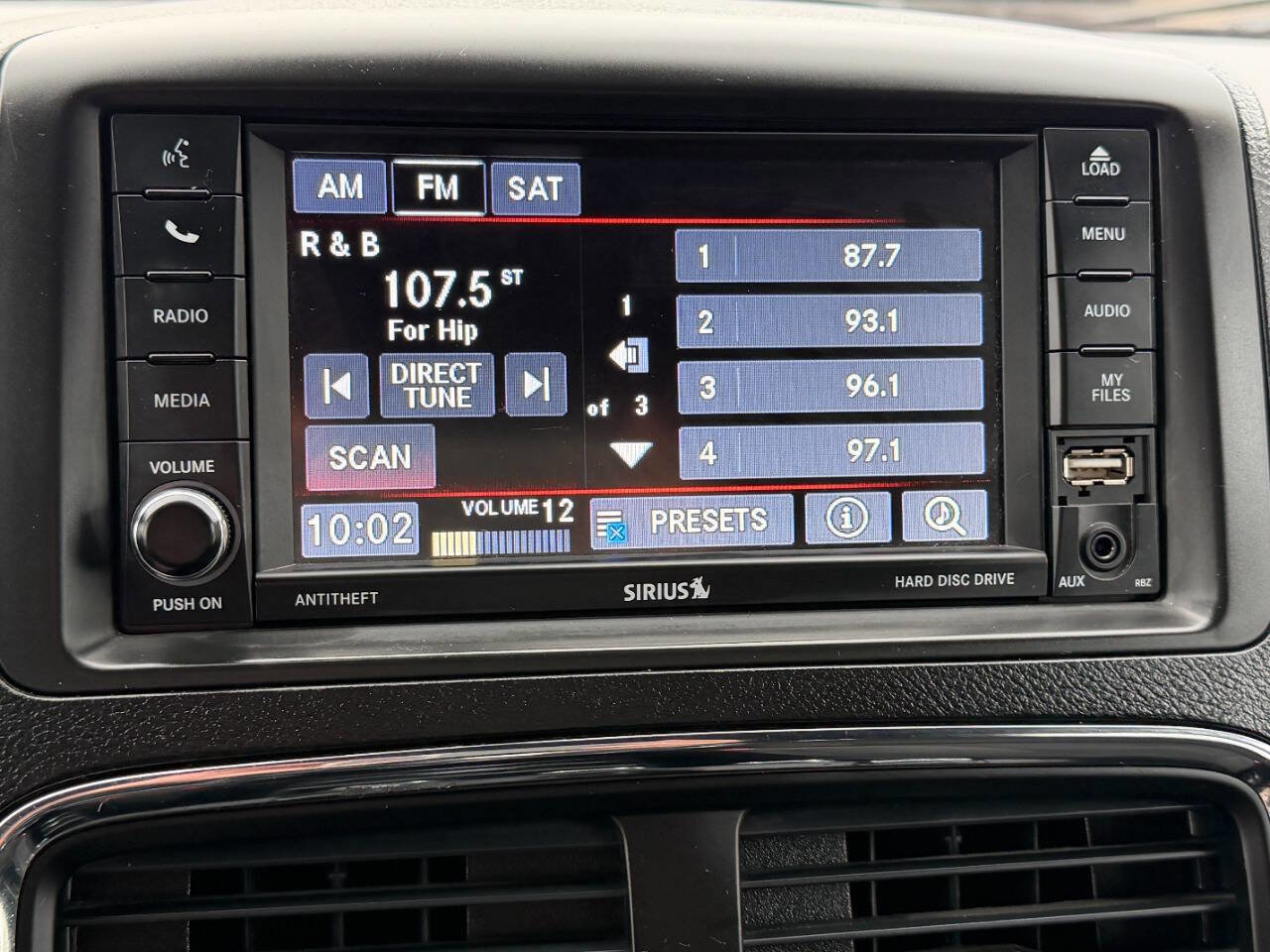 Used 2017 Dodge Grand Caravan SE image 37