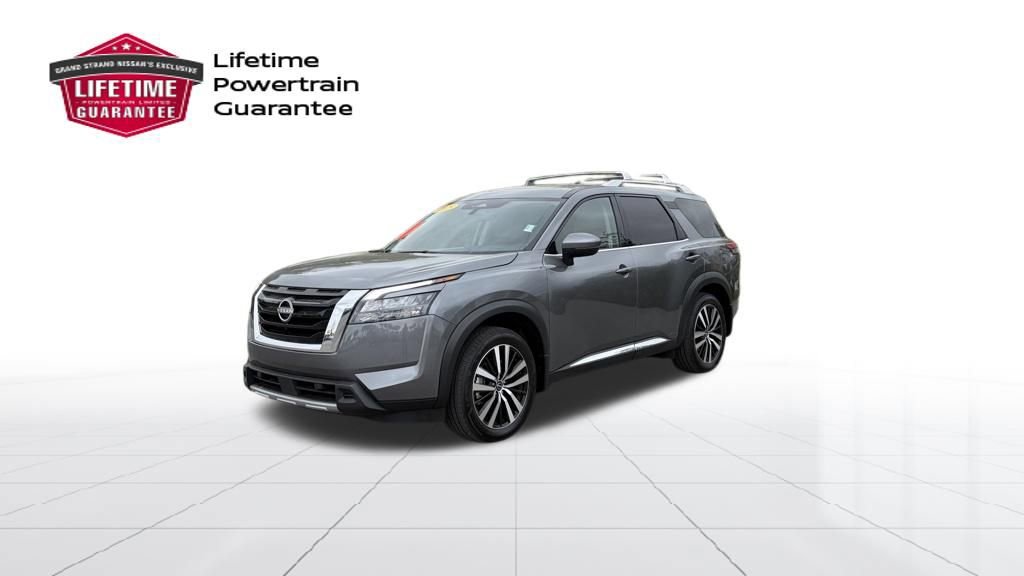 Used 2025 Nissan Pathfinder Platinum w/ Cargo Package