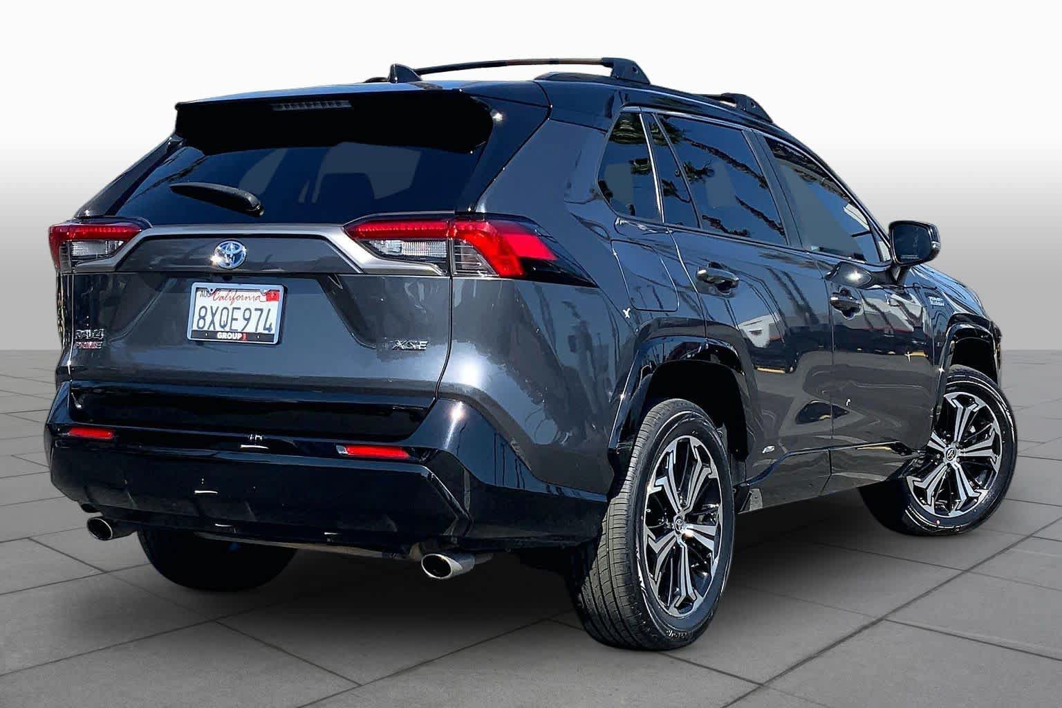 Used 2021 Toyota RAV4 XSE w/ Weather Package AWD/4WD image 12