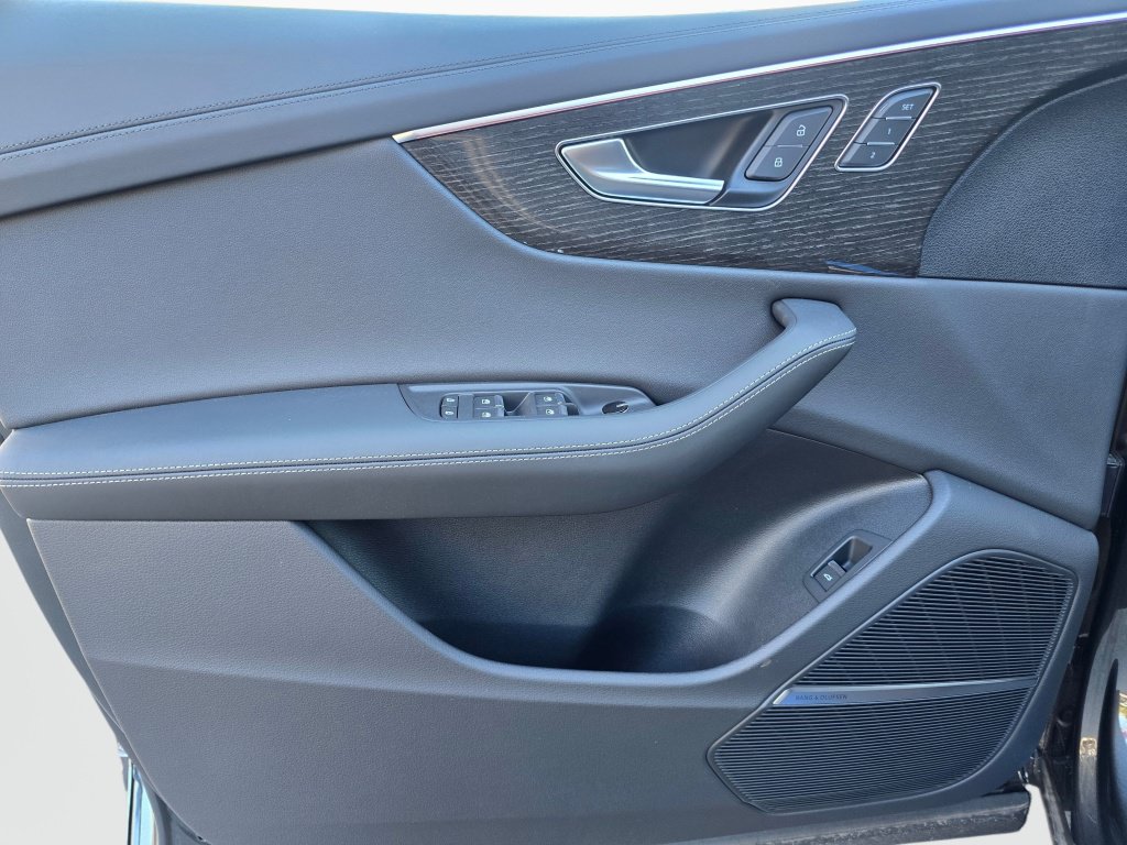 New 2027 Audi Q8 Prestige AWD/4WD image 16