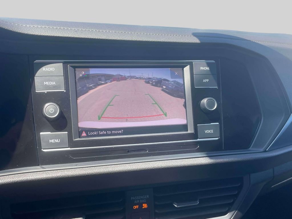 Used 2023 Volkswagen Jetta SE FWD image 28