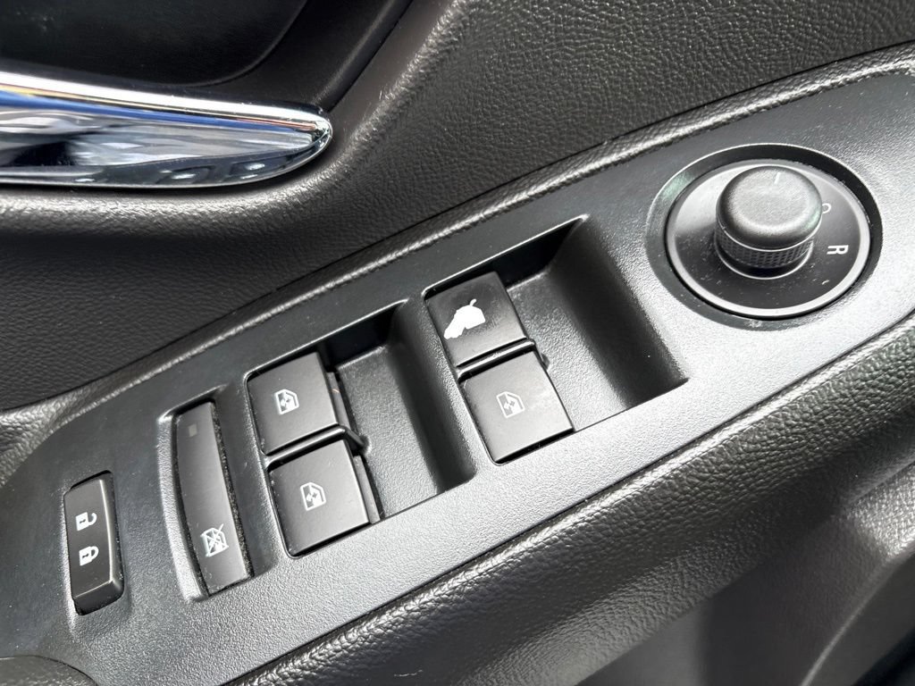 Used 2017 Chevrolet Trax LT FWD image 11