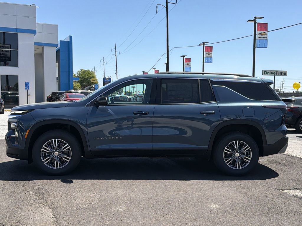 New 2026 Chevrolet Traverse LT FWD image 20