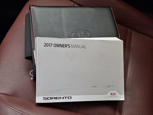 Used 2017 Kia Sorento SX AWD/4WD image 30