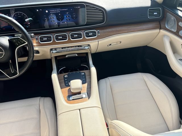 Used 2024 Mercedes-Benz GLS 450 4MATIC image 21