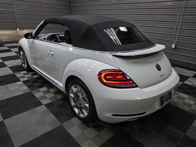 Used 2019 Volkswagen Beetle 2.0T FWD image 11