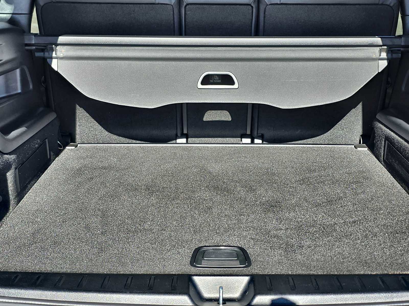 Used 2022 Mercedes-Benz EQB 300 4MATIC w/ Exclusive Package image 23