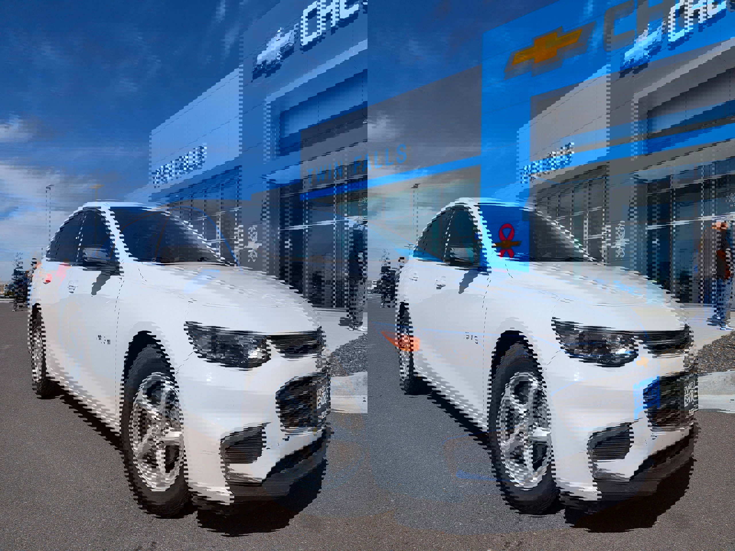 Used 2018 Chevrolet Malibu LS image 1