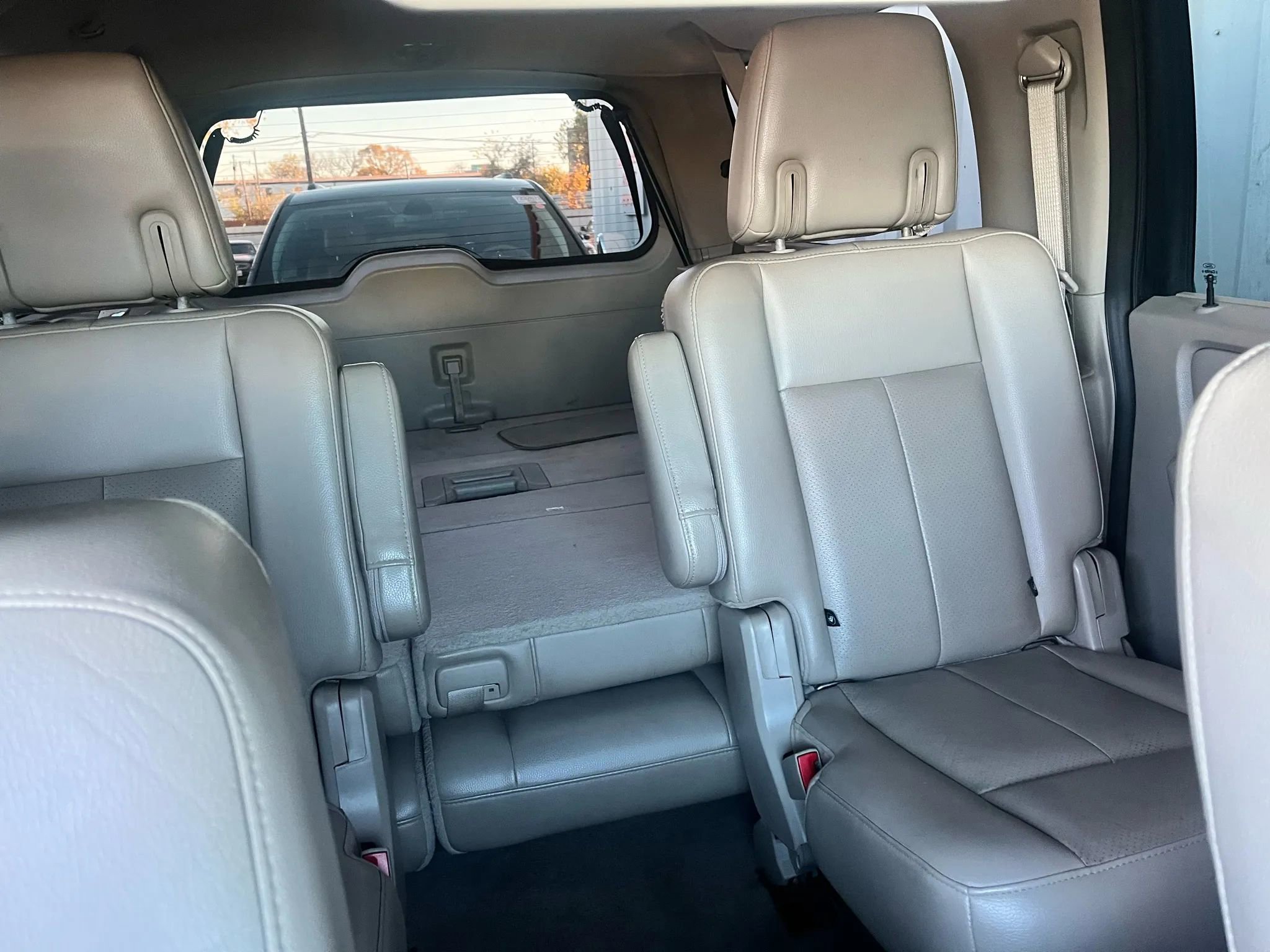 Used 2013 Ford Expedition EL Limited image 14