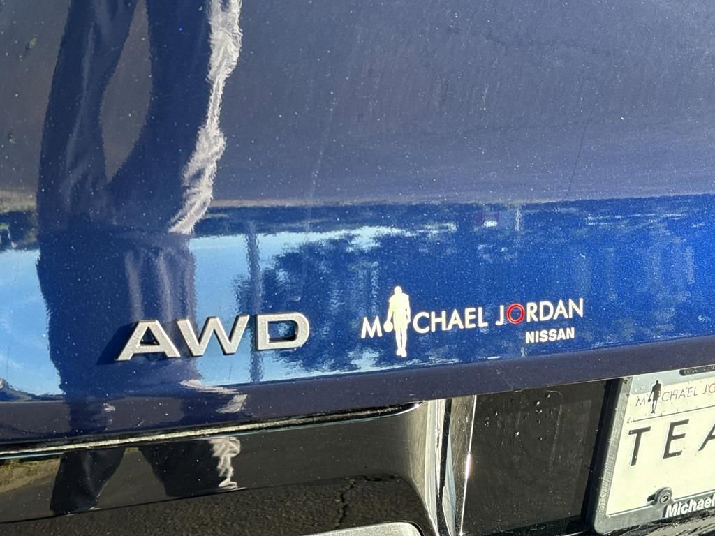 New 2025 Nissan Murano Platinum w/ Cargo Package image 14