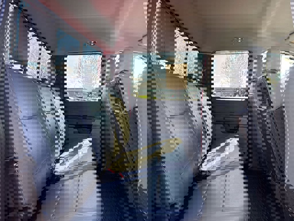 Used 2023 Ford F250 XL w/ FX4 Off-Road Package image 28