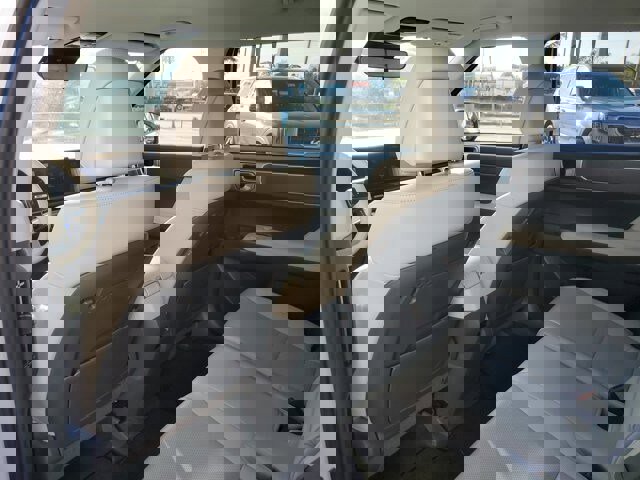 Used 2025 Hyundai Santa Fe SEL image 16