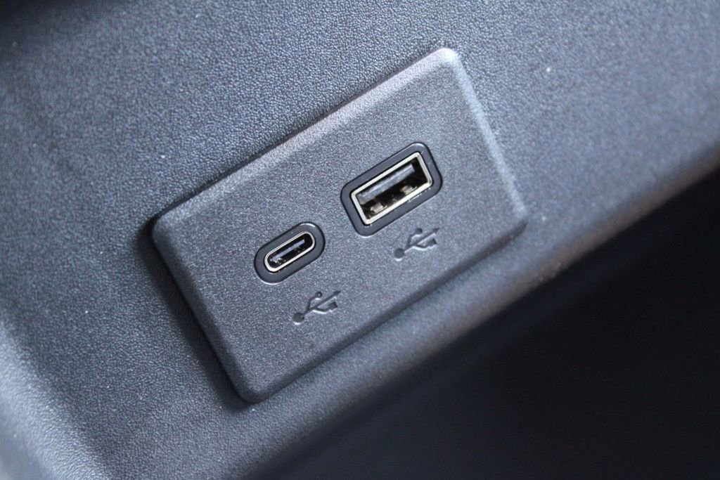 Used 2024 GMC Sierra 2500 AT4 w/ AT4 Premium Plus Package image 46