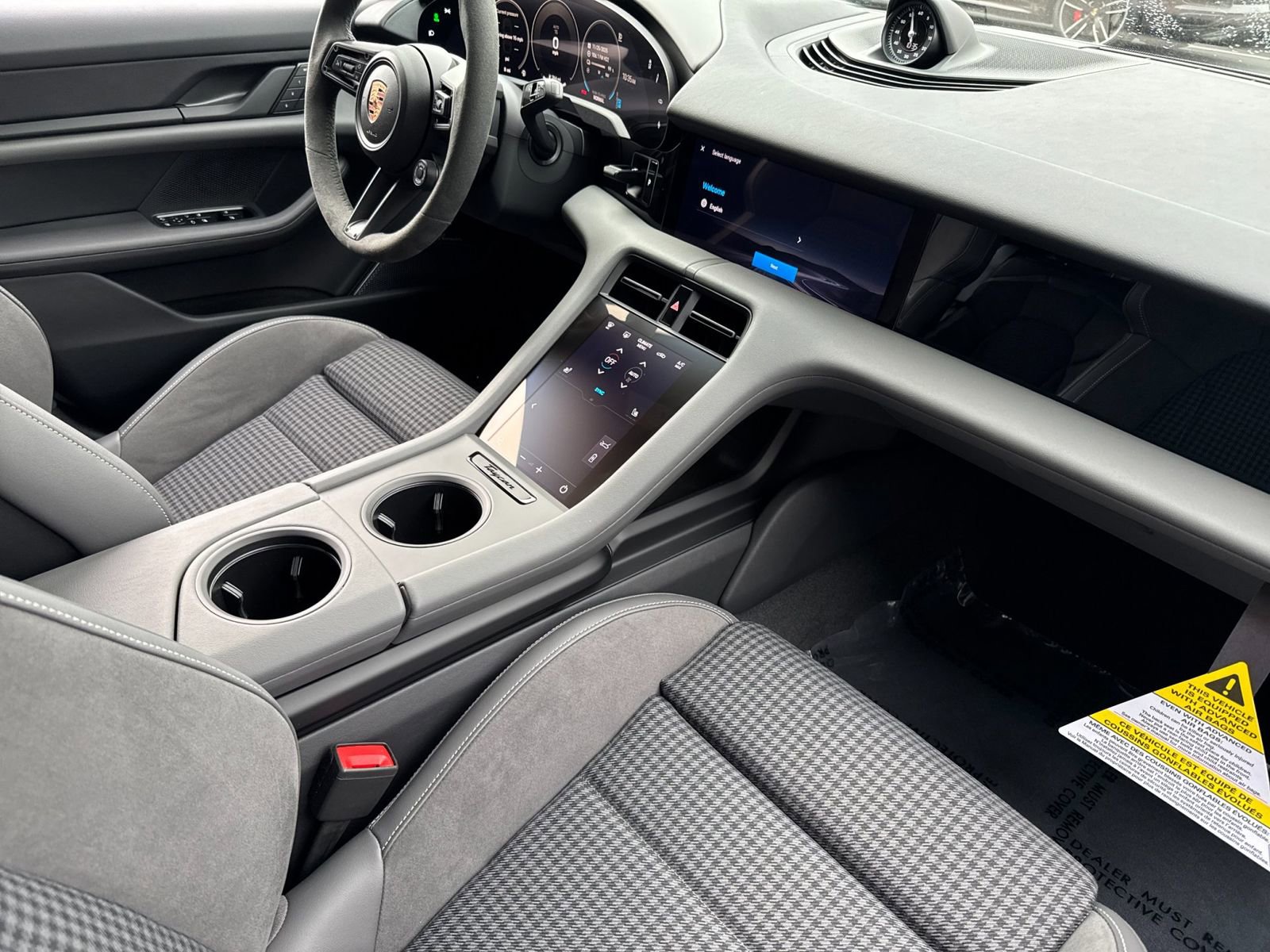 New 2026 Porsche Taycan GTS AWD/4WD image 17