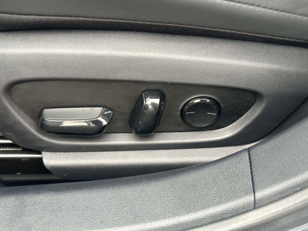 Certified 2021 Lexus ES 350 w/ Premium Package image 15