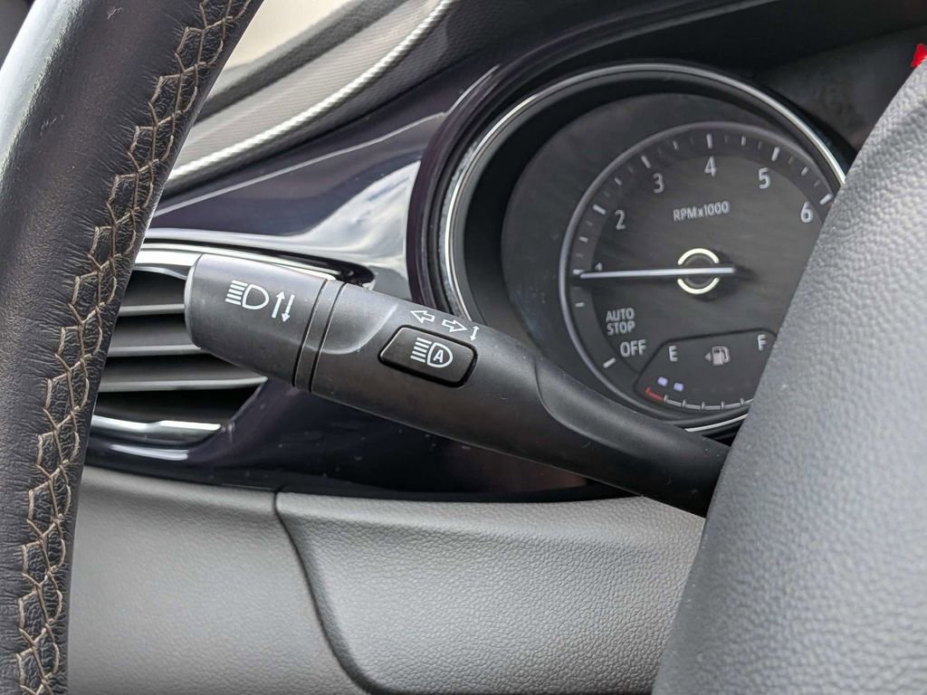 Used 2022 Buick Encore GX Select image 33