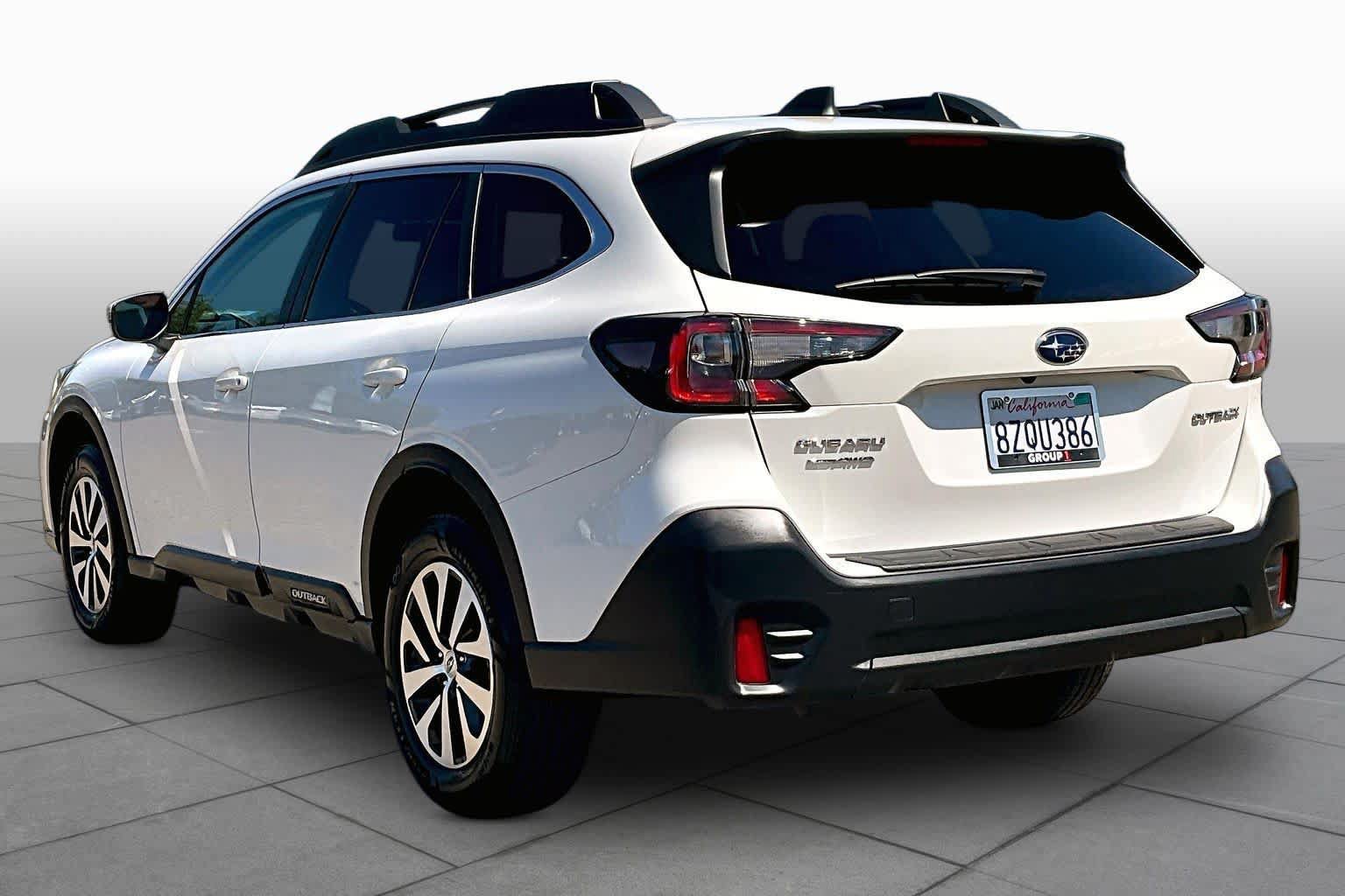 Used 2022 Subaru Outback Premium AWD/4WD image 11