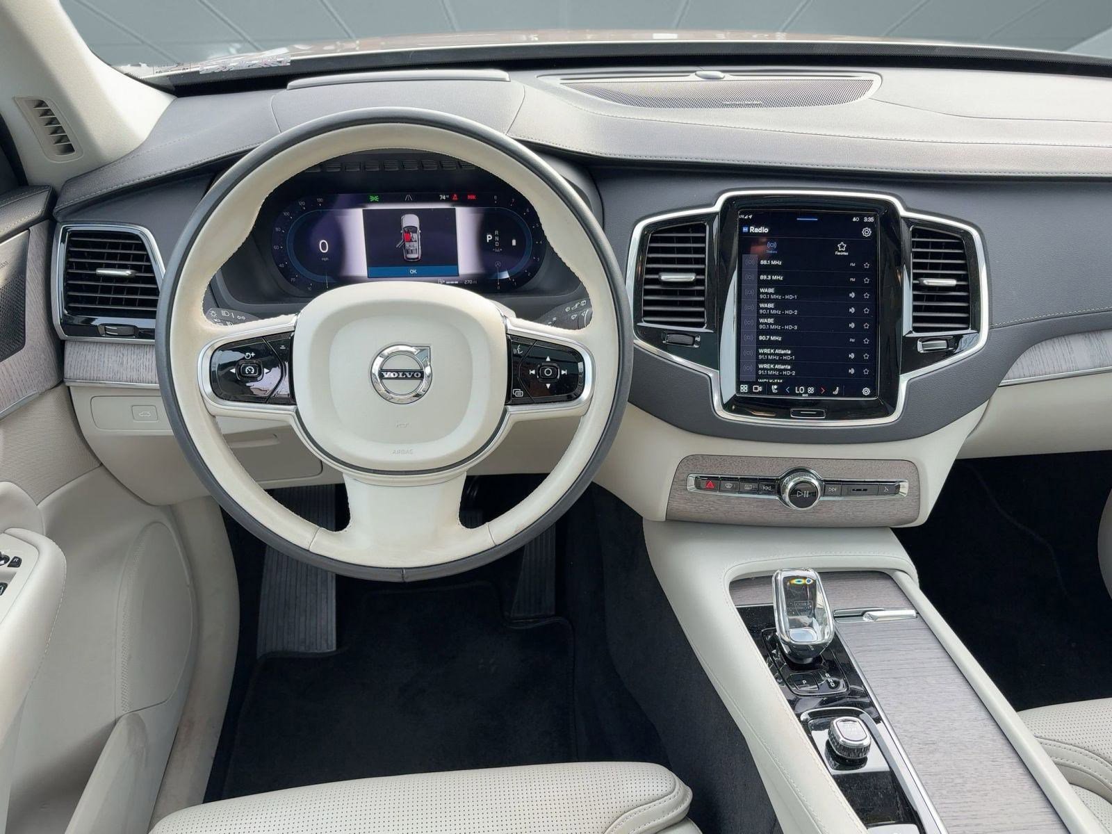 Certified 2023 Volvo XC90 B6 Ultimate image 28