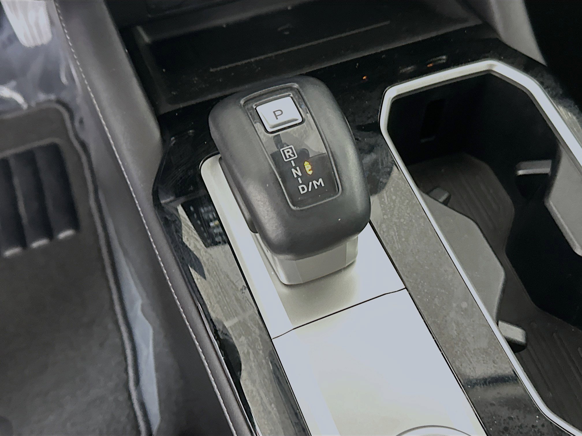 Used 2025 Mitsubishi Outlander SE FWD image 21