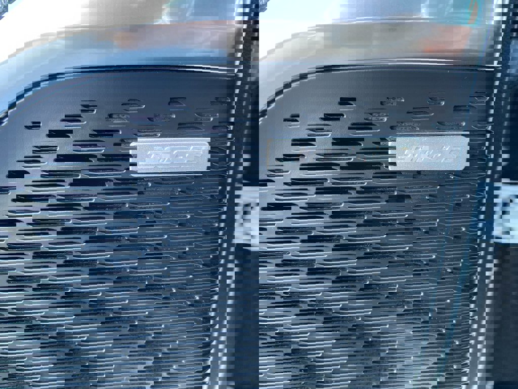 Used 2025 GMC Acadia Elevation image 28