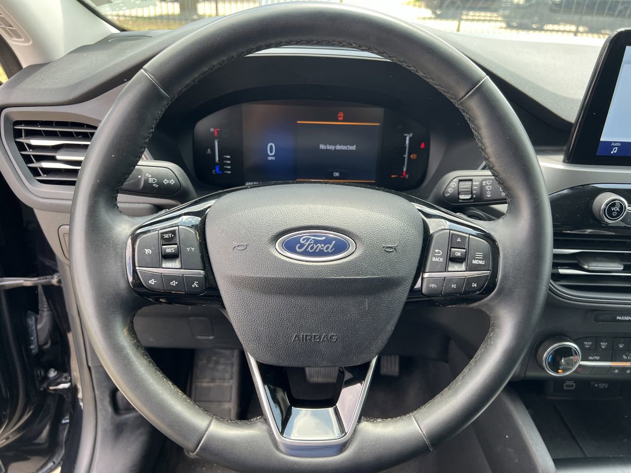 Used 2024 Ford Escape Active AWD/4WD image 6