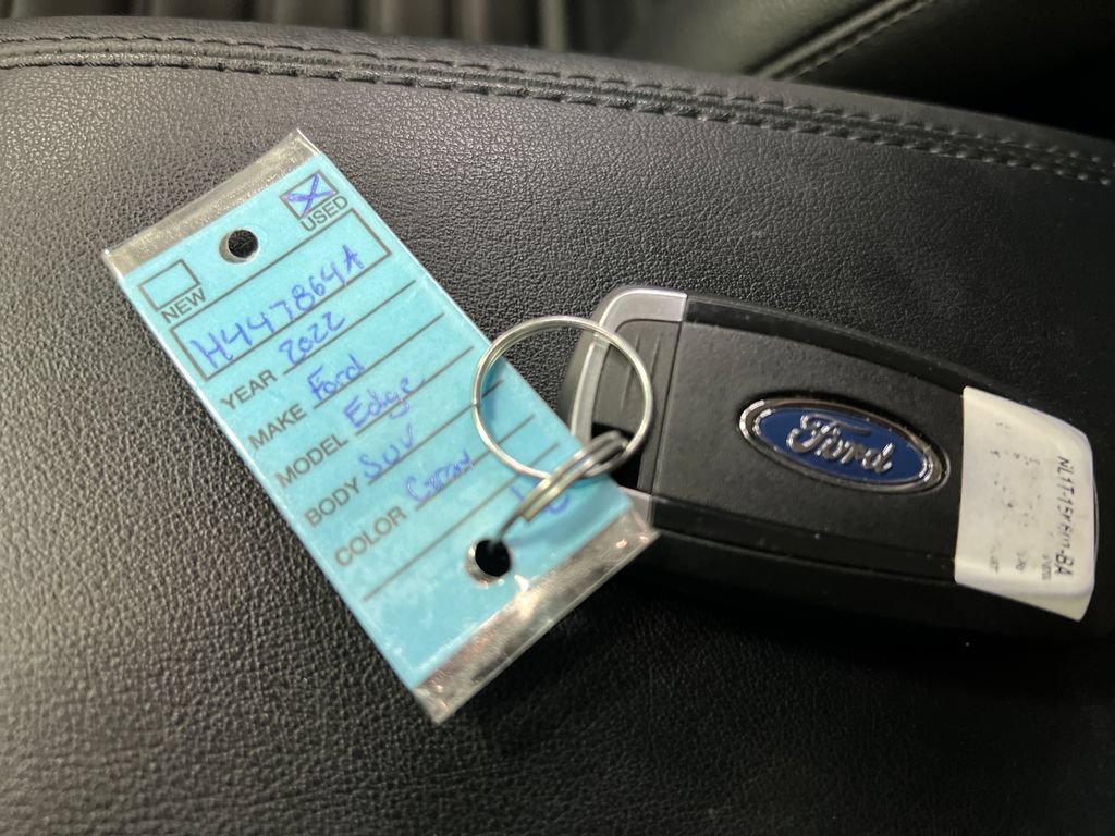 Used 2022 Ford Edge SEL w/ Convenience Package AWD/4WD image 32