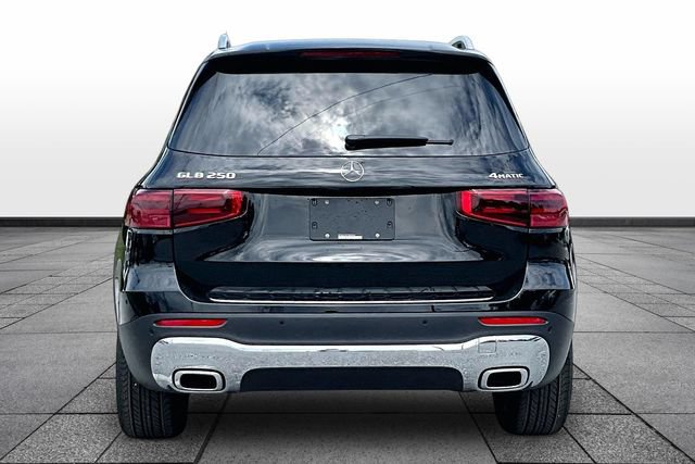 New 2026 Mercedes-Benz GLB 250 4MATIC image 5