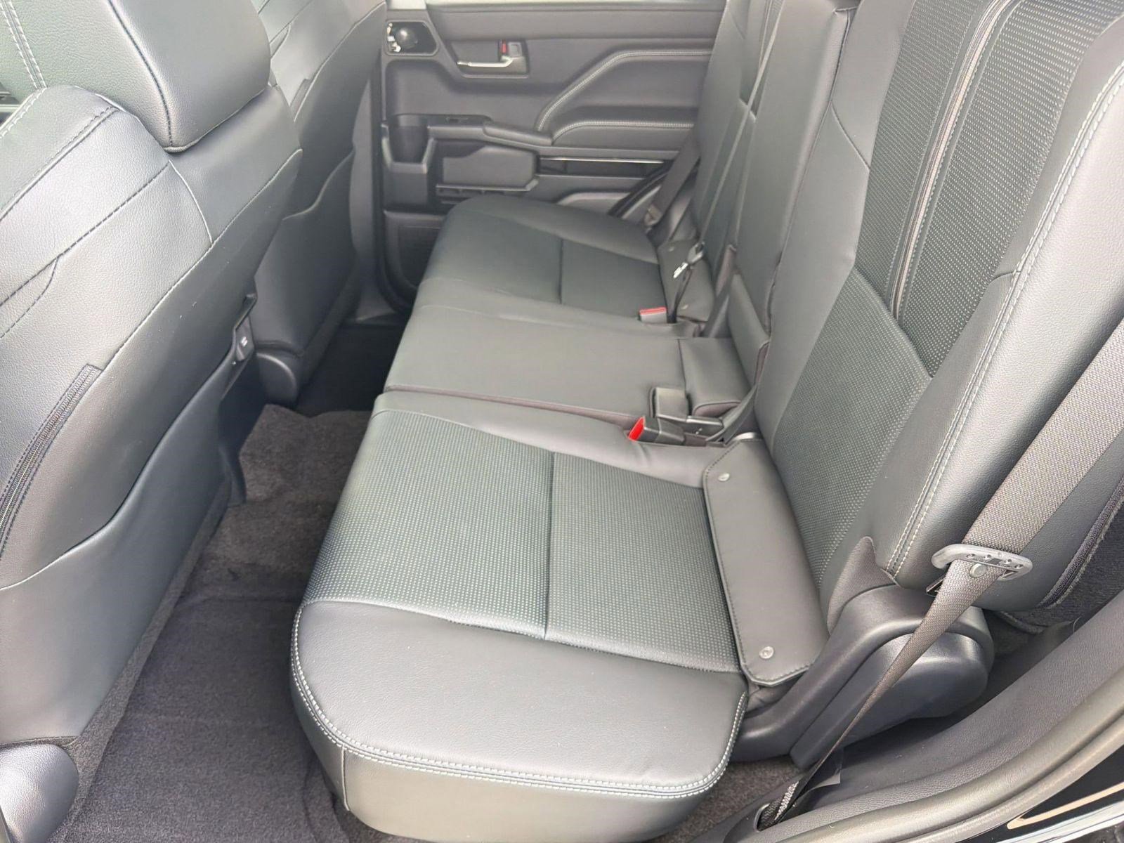 New 2026 Toyota 4Runner 4WD image 14