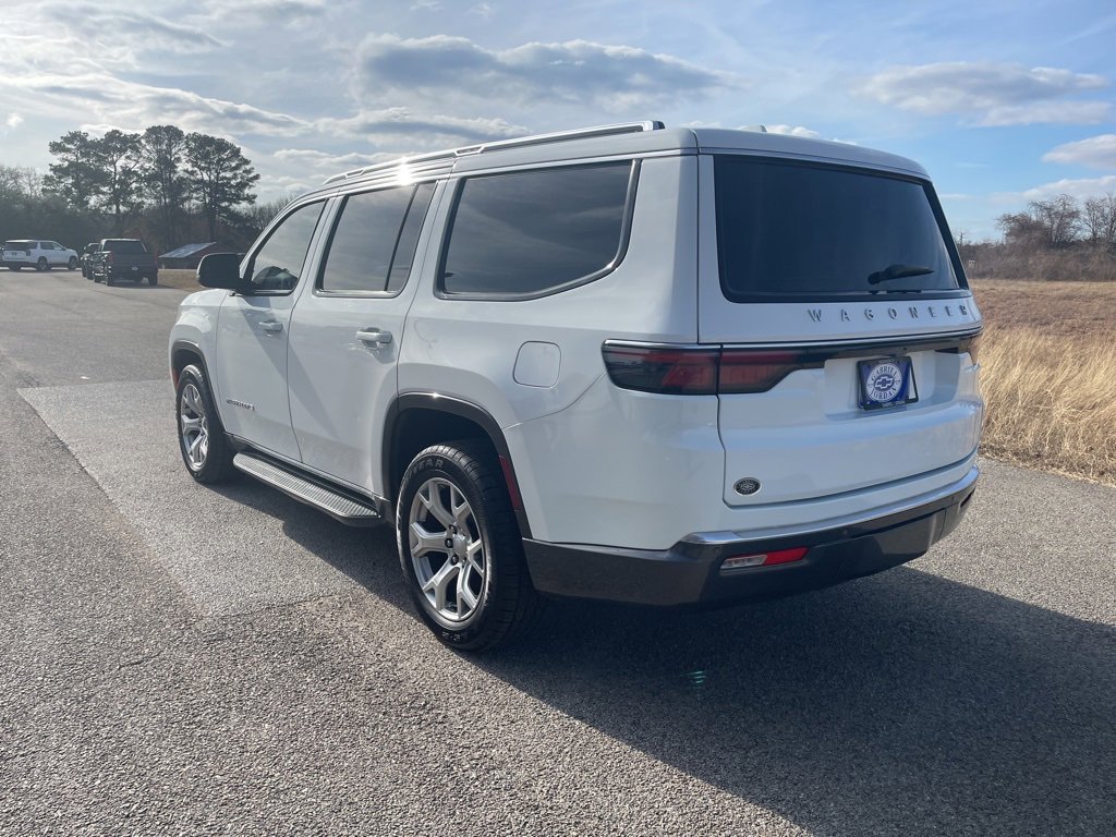 Used 2022 Jeep Wagoneer Series II w/ Rear Seat Video Group 1 image 3