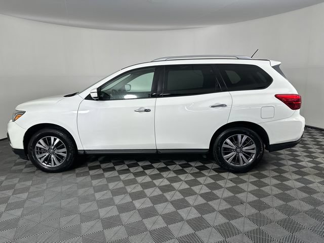 Used 2018 Nissan Pathfinder SV w/ SV Tech Package AWD/4WD image 3