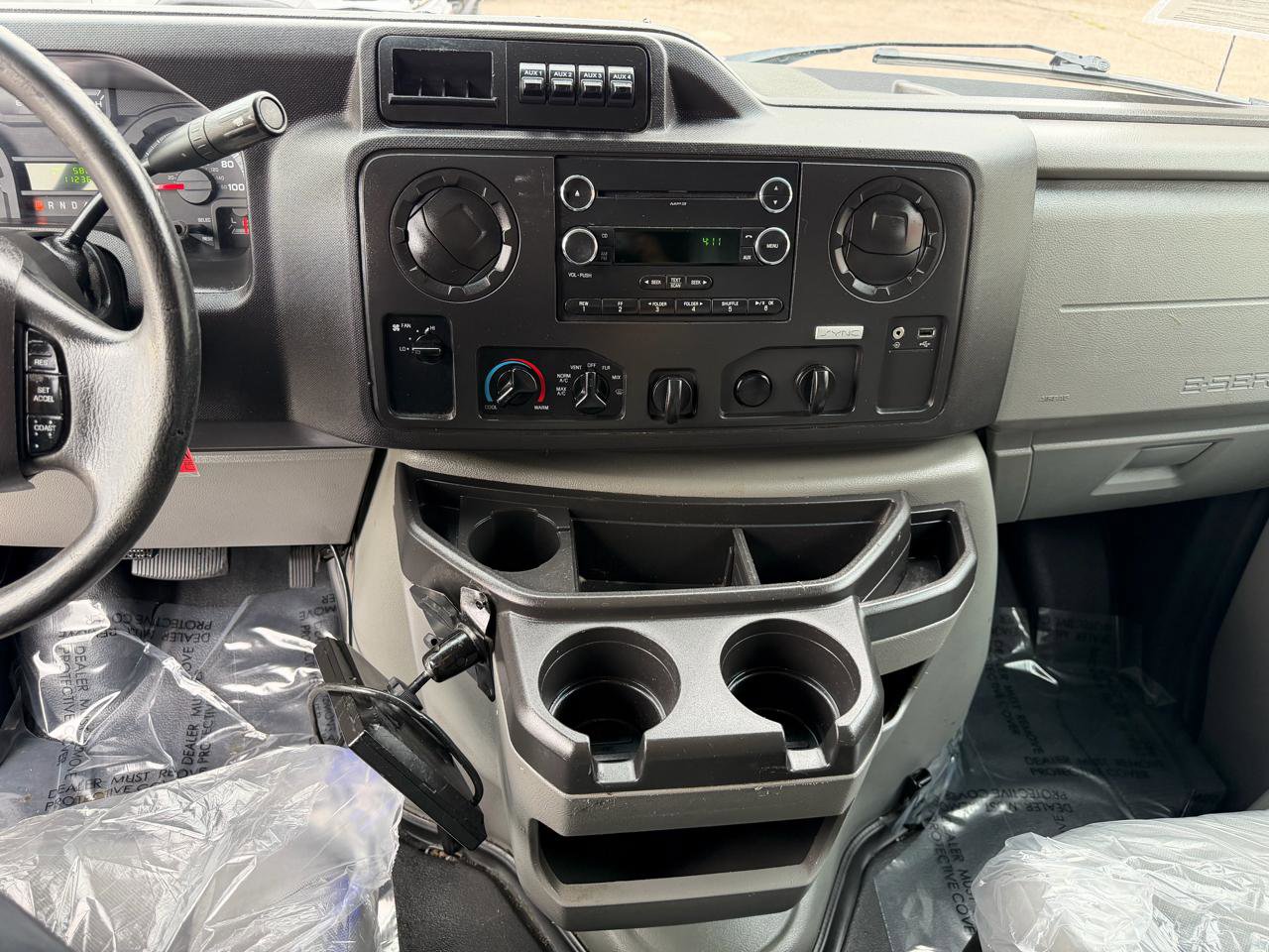 Used 2019 Ford E-350 and Econoline 350 Super Duty w/ Power Windows & Locks Group image 18