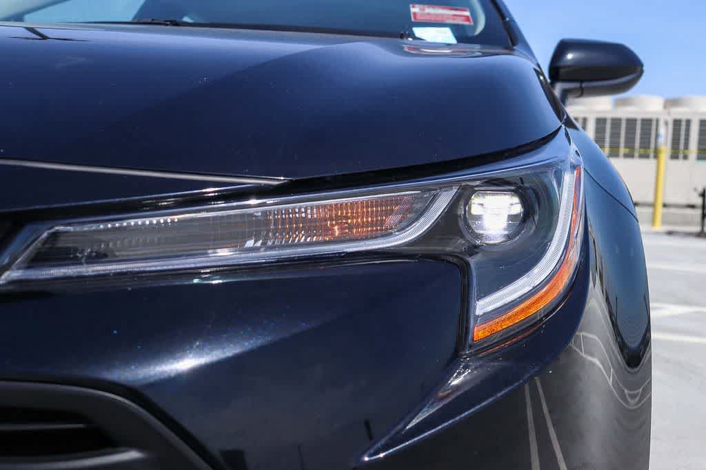 Used 2025 Toyota Corolla LE FWD image 7