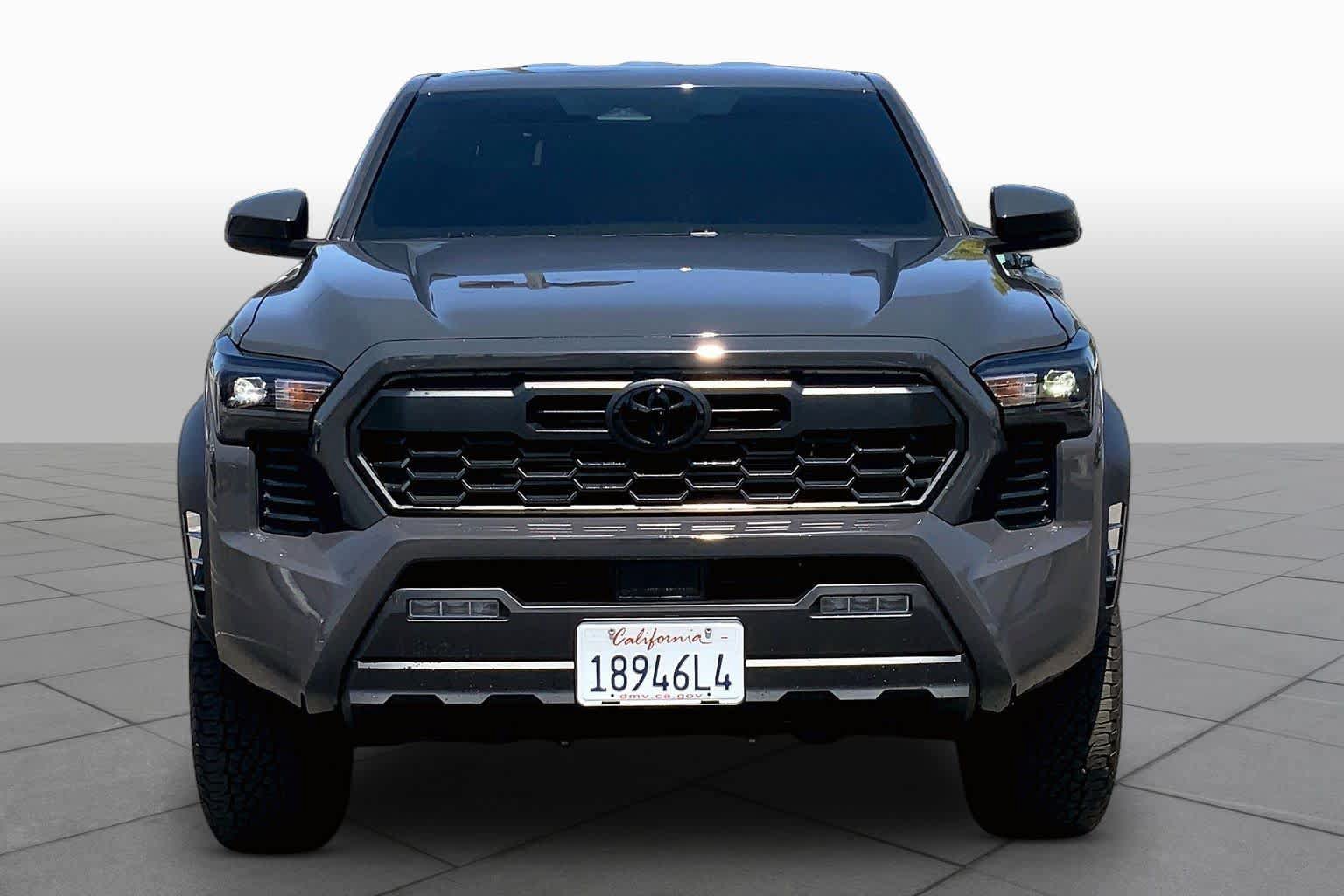 Used 2026 Toyota Tacoma TRD Off-Road AWD/4WD image 3