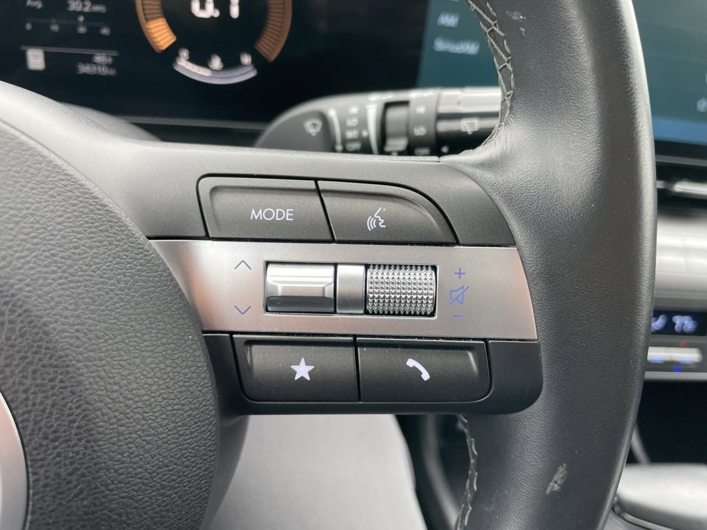 Used 2024 Hyundai Kona SEL image 20