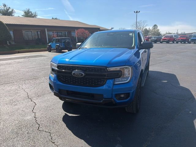 Used 2025 Ford Ranger XLT w/ Black Appearance Package AWD/4WD image 2