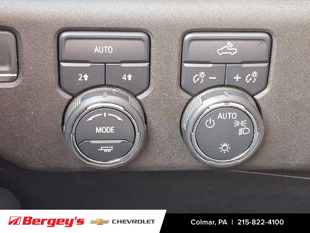 Certified 2025 Chevrolet Silverado 1500 LT image 25